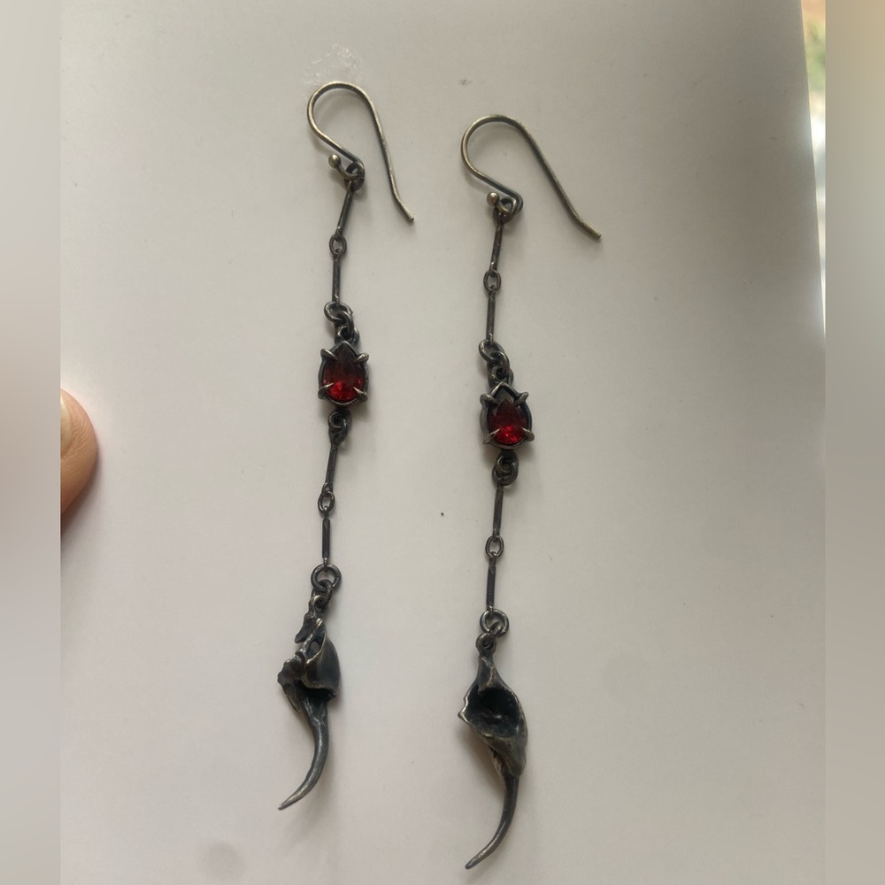 Bloodmilk earrings Garnet and Snake Fang